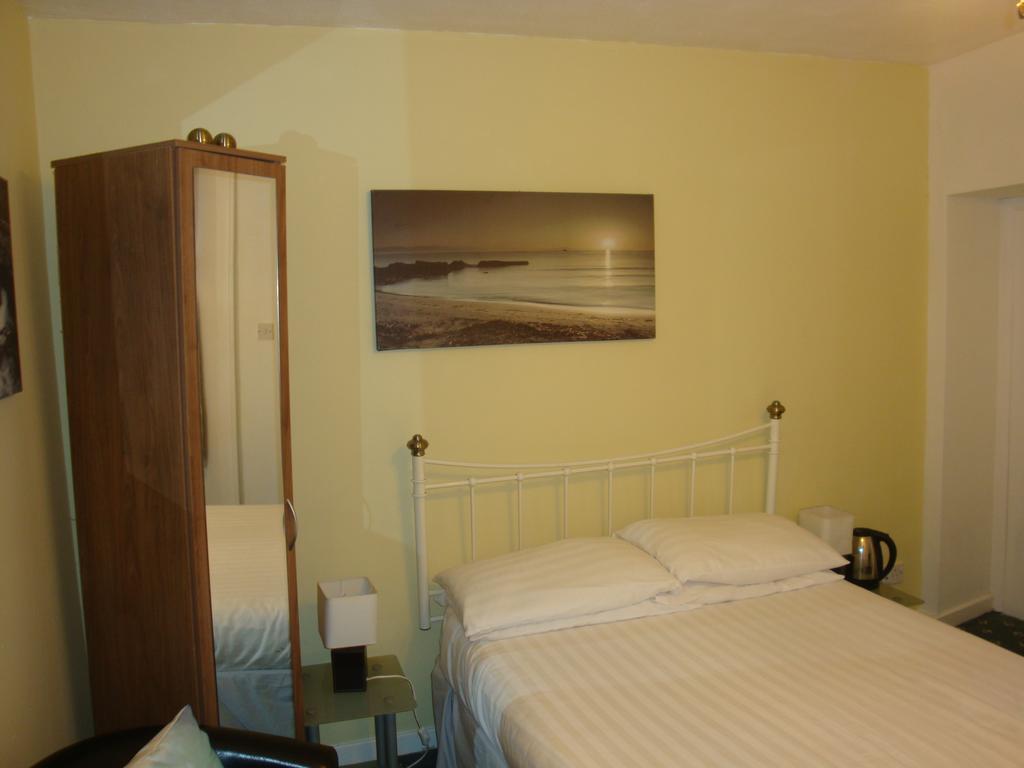 Spencer Court Ramsgate Quarto foto